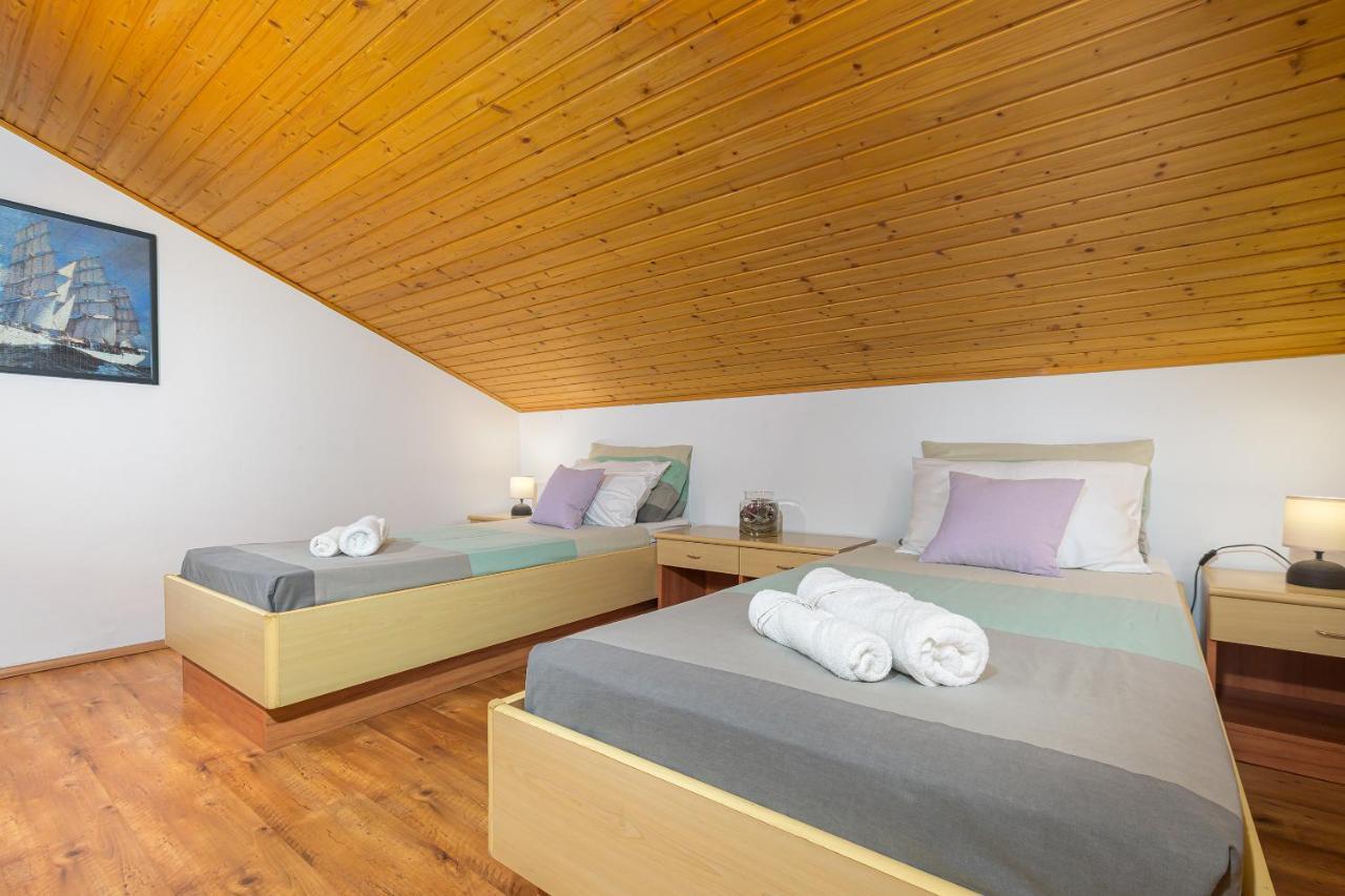 Villa Carla With Private Pool & Kids Playground - Pet Friendly Mutvoran Dış mekan fotoğraf